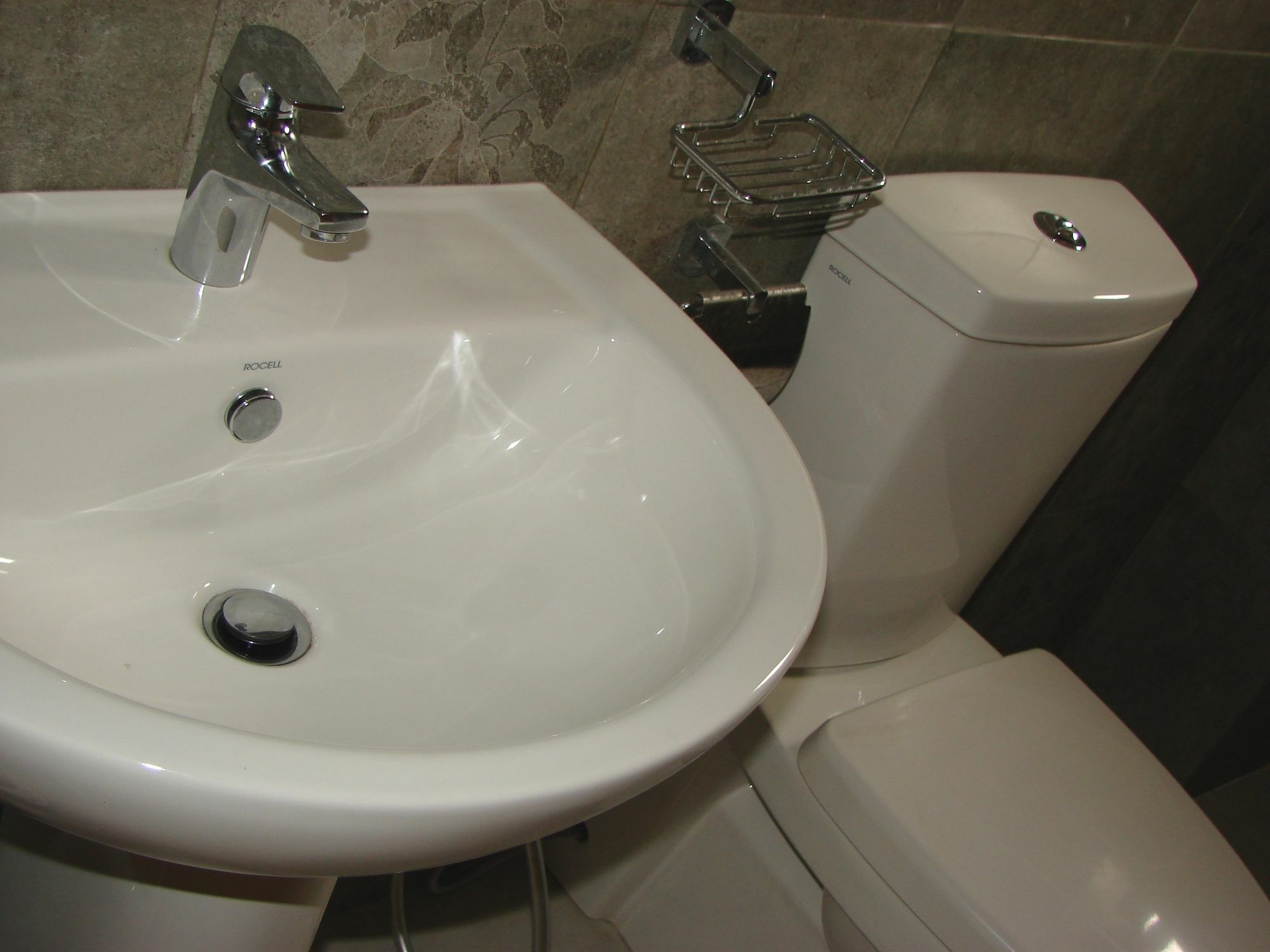 Ocean Breeze Apartment Коломбо Екстериор снимка